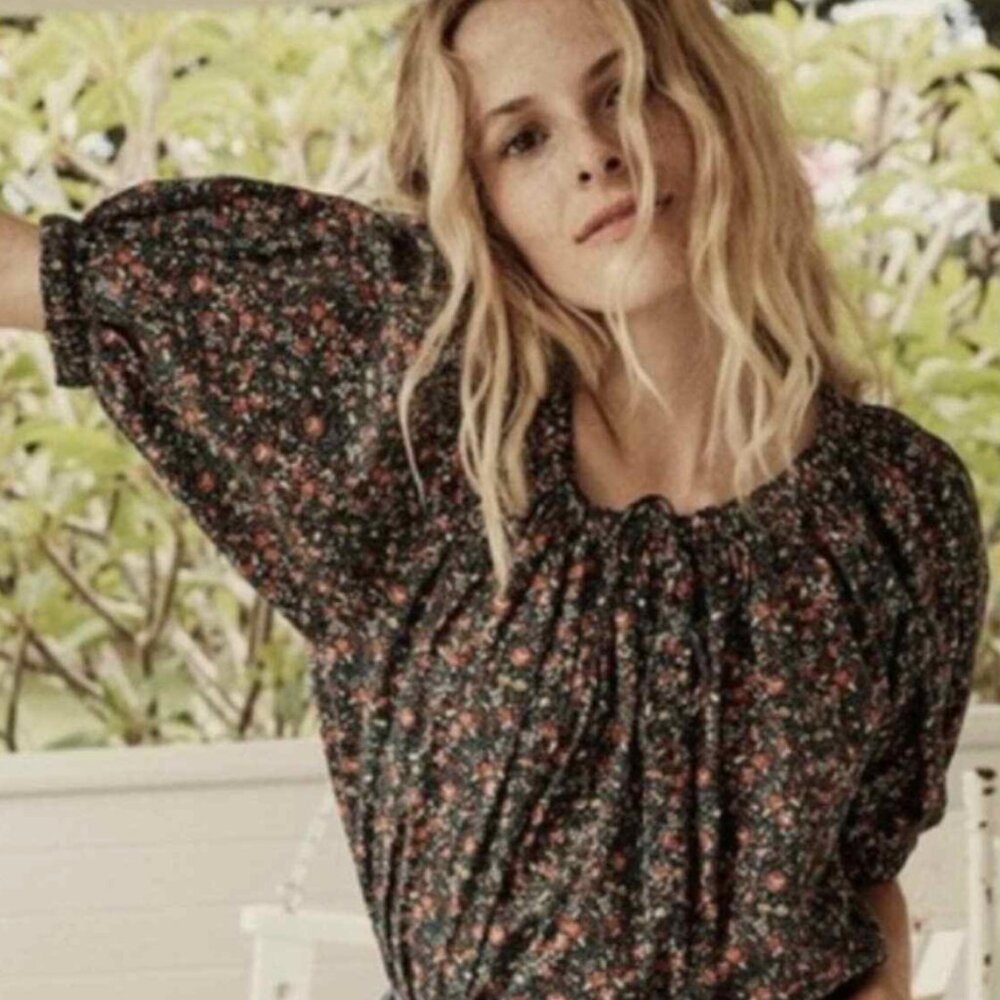 Doen Black Floral Puff-Sleeve Blouse - Picture 3 of 15